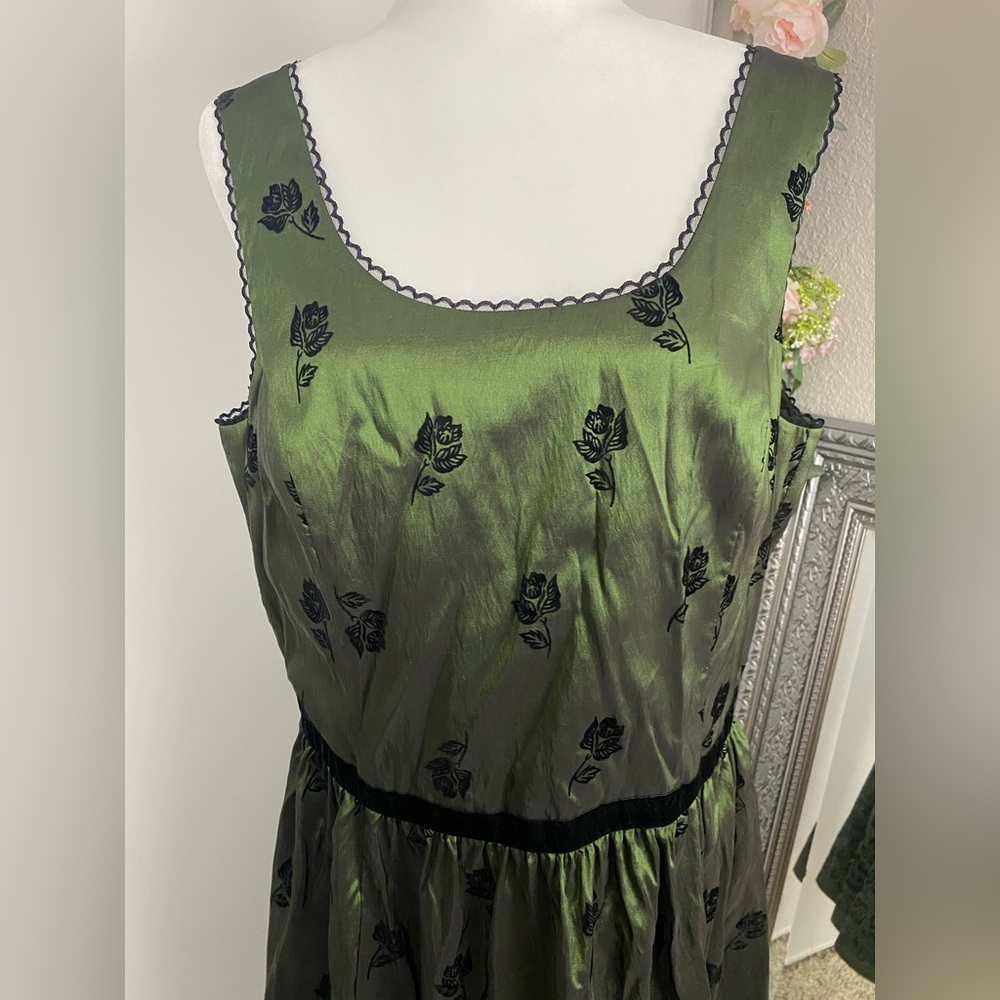 ❗️SOLD❗️Neca Twilight Bella Swan Birthday Dress New Moon Size 2XL - Picture 3 of 16